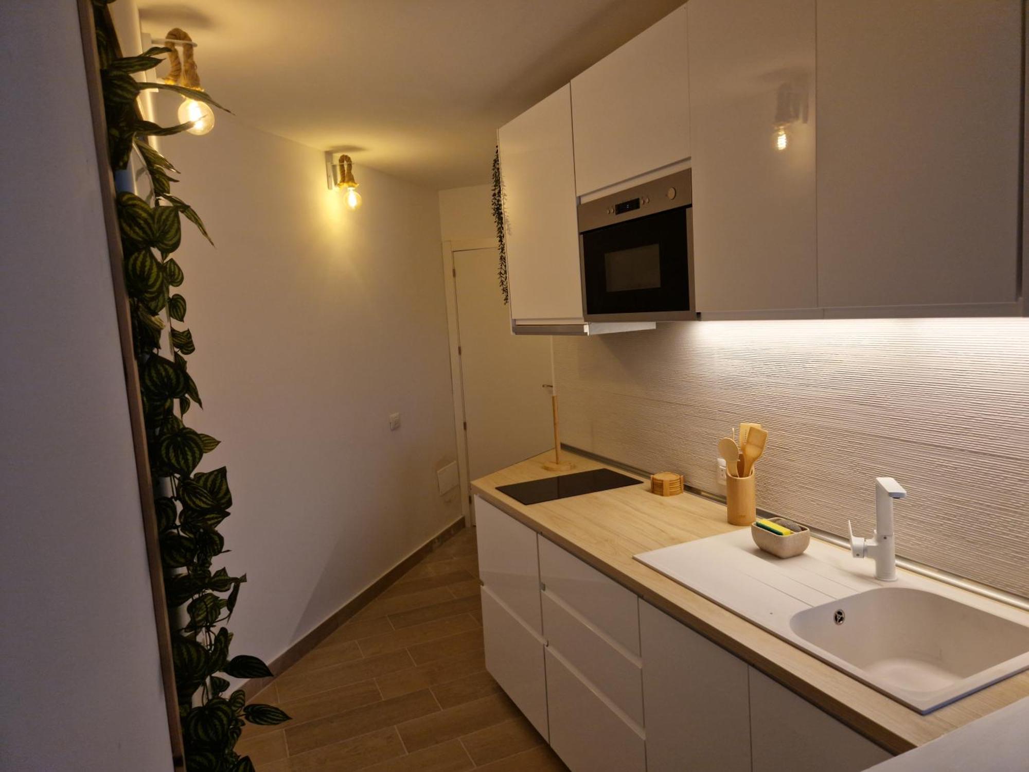Inside The Wave B Apartment