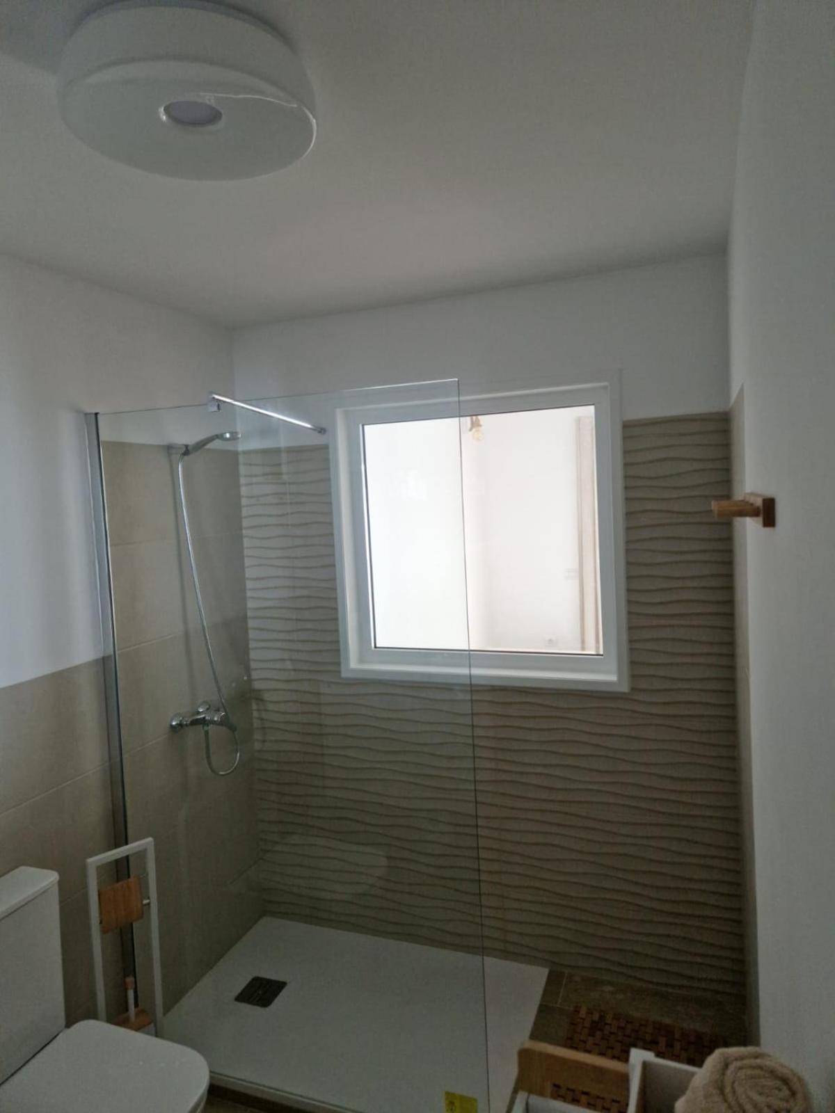 Inside The Wave B Apartment *